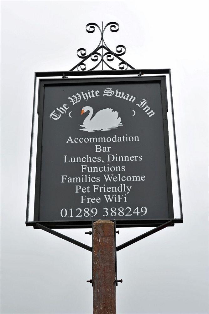 The White Swan Inn Lowick  Dış mekan fotoğraf